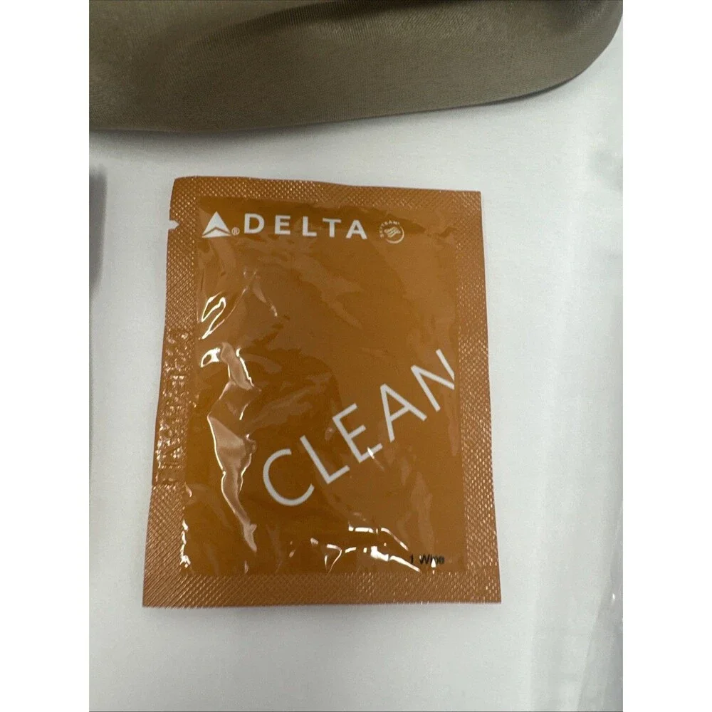 Delta Airlines KORRES Amenity Kit Delta One First Class Toiletry NEW SEALED